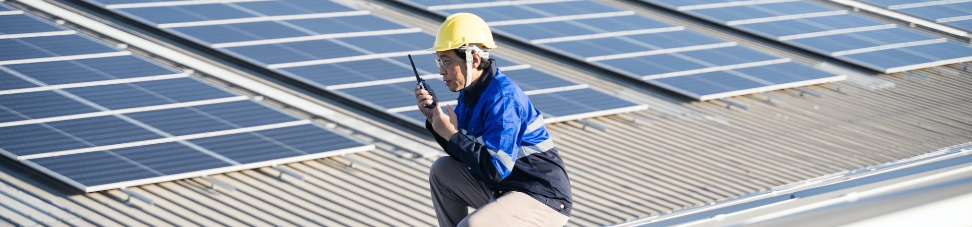 photovoltaic-solar-panels-solar-cells-on-roof-top-factory-.jpg